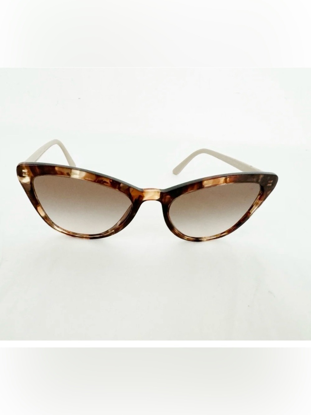 New!!!! Prada Tortoiseshell Cat-Eye Sunglasses with Brown Gradient Lenses